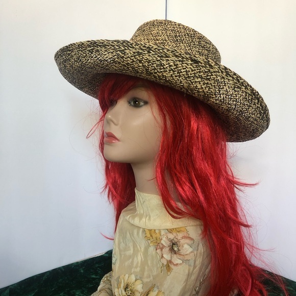 James Richards Accessories - Vintage Women’s James Richards Hat